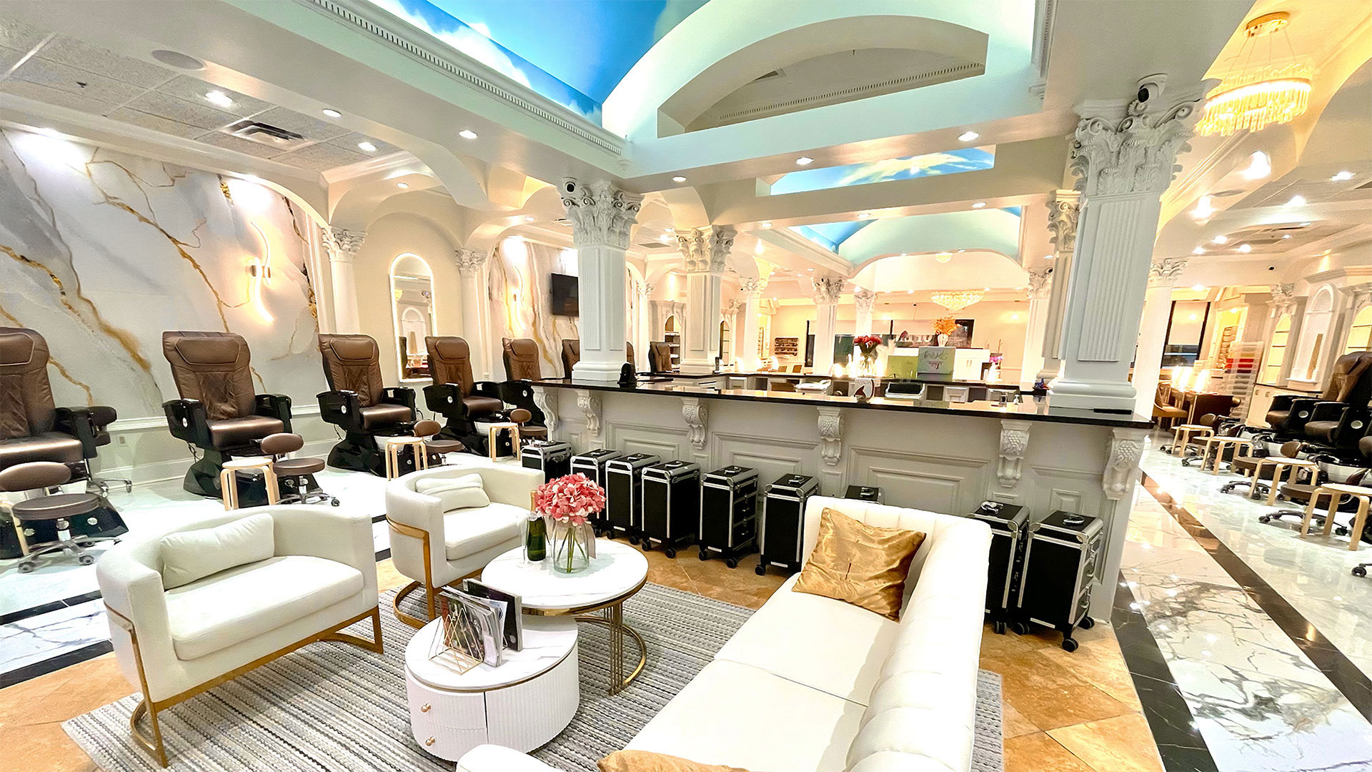 Royale' Nails Spa